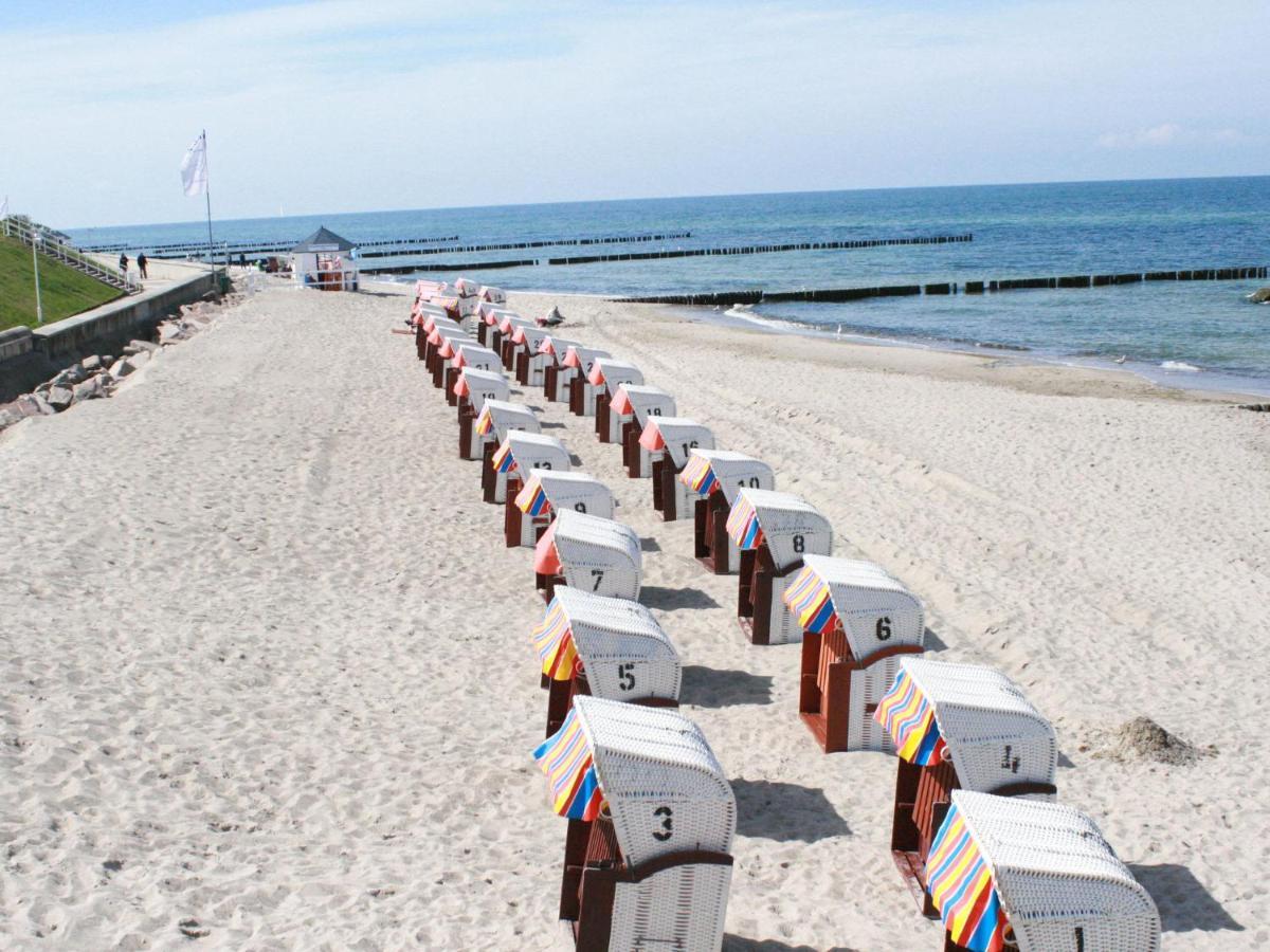 Schoenes Appartement Am Meer In Рерик Екстериор снимка